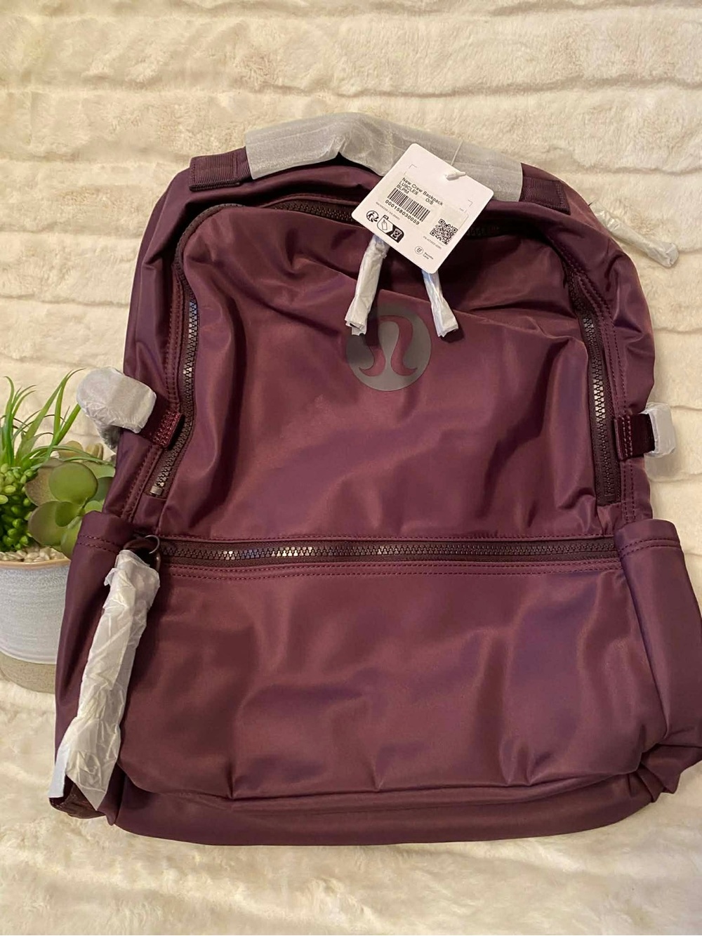 ✨🆕✨Brand New Lululemon New Crew 22L Backpack(Updated)